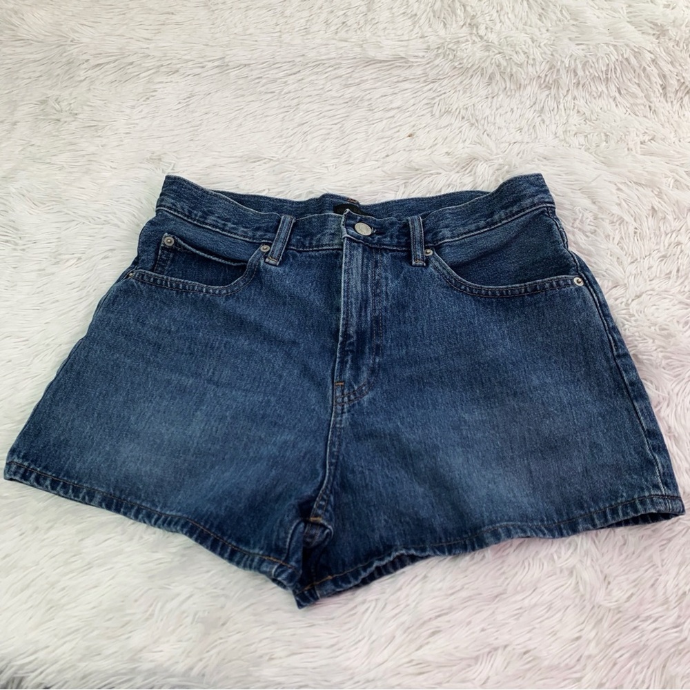 Uniqlo women's Classic Blue high rise Denim Shorts